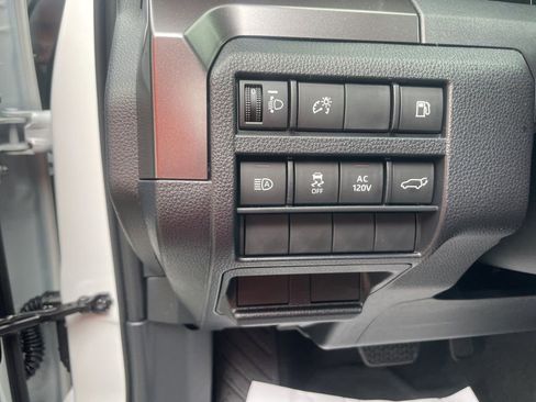 New 2026 Toyota 4Runner TRD Off-Road Premium AWD/4WD image 17