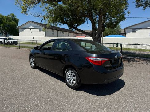 Used 2016 Toyota Corolla LE FWD image 7