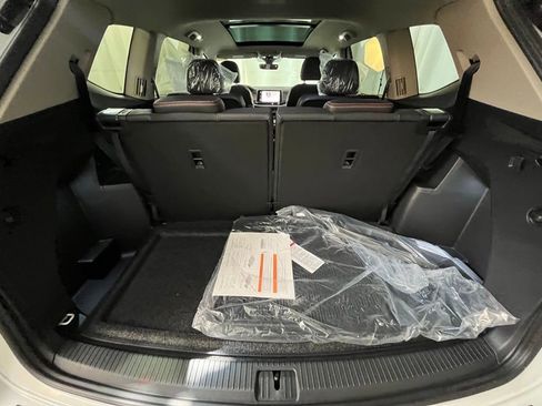 New 2026 Volkswagen Atlas Peak Edition AWD/4WD image 27