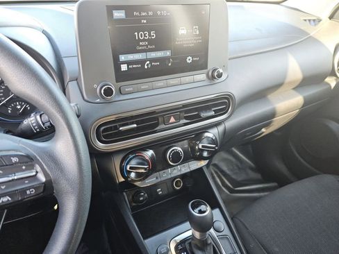 Used 2023 Hyundai Kona SEL image 31
