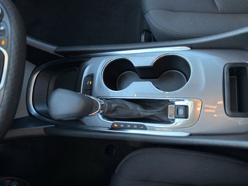 Used 2024 Chevrolet Malibu LT image 22