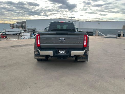 Used 2025 Ford F350 XLT image 4