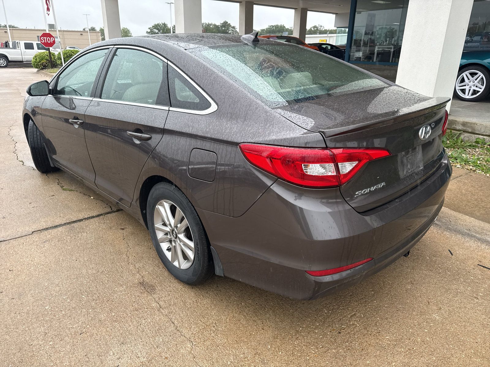 Used 2016 Hyundai Sonata SE FWD image 8