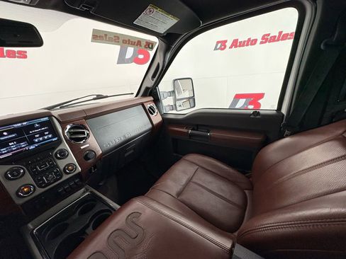 Used 2014 Ford F250 King Ranch w/ King Ranch w/Chrome Package image 31