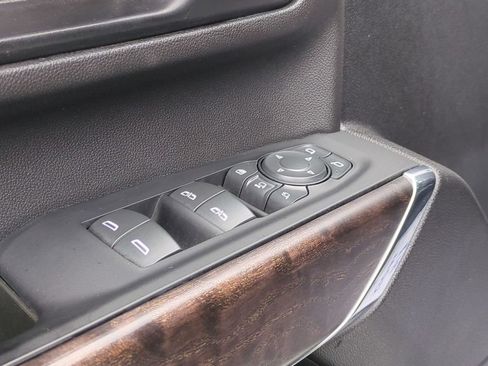 Used 2022 GMC Sierra 2500 Denali AWD/4WD image 12