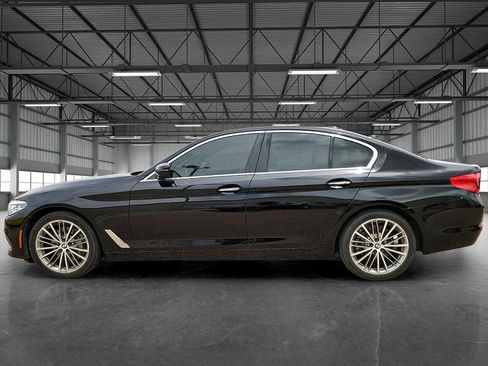 Used 2018 BMW 530i xDrive AWD/4WD image 2