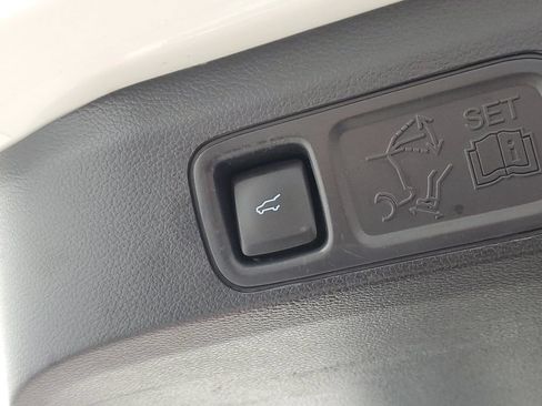 Used 2023 Ford Expedition Limited RWD image 10
