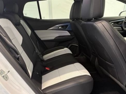 New 2025 Chevrolet Equinox EV LT FWD image 27