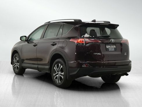 Used 2016 Toyota RAV4 LE image 3
