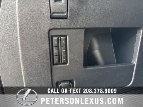Used 2024 Ford Expedition Max Limited AWD/4WD image 23