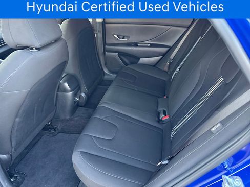 Used 2025 Hyundai Elantra Hybrid FWD image 15