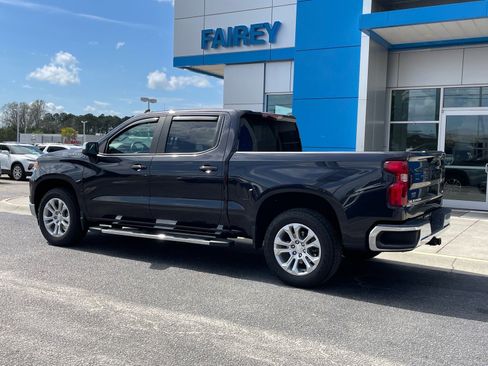 Used 2022 Chevrolet Silverado 1500 LT w/ Protection Package image 3