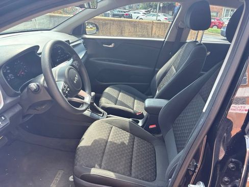 Certified 2022 Kia Rio S FWD image 12