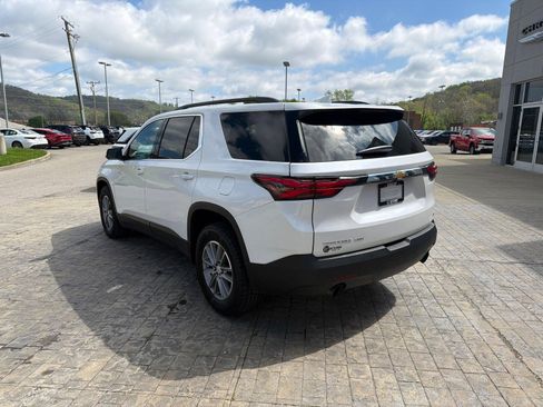 Used 2023 Chevrolet Traverse LT AWD/4WD image 6