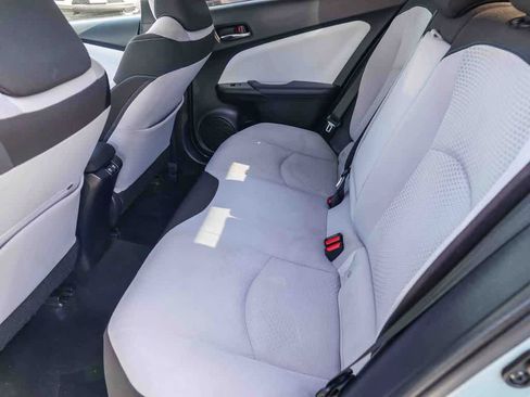 Used 2019 Toyota Prius LE image 16