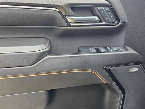 Used 2024 GMC Sierra 2500 AT4 w/ AT4 Premium Plus Package image 11