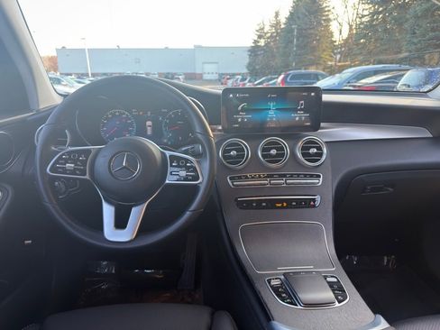 Certified 2022 Mercedes-Benz GLC 300 4MATIC w/ Premium Package Lite image 16