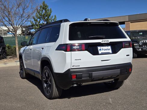 New 2026 Jeep Cherokee Overland AWD/4WD image 4