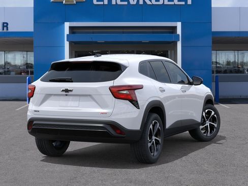 New 2026 Chevrolet Trax RS w/ Driver Confidence Package FWD image 28