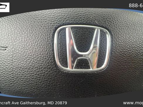 Used 2013 Honda Accord LX image 30