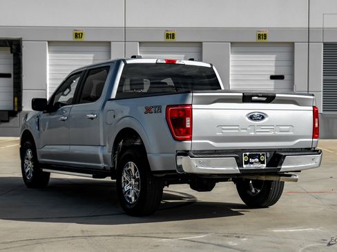 Used 2023 Ford F150 XLT w/ XTR Package image 9