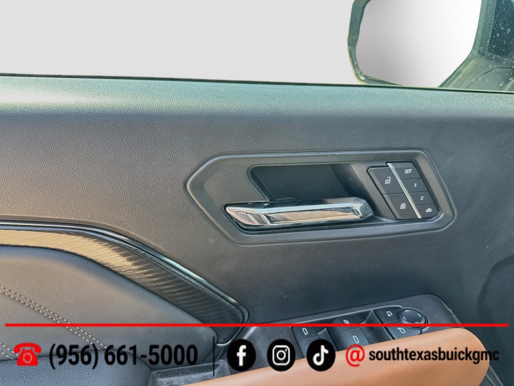 Used 2026 GMC Canyon AT4 w/ AT4 Premium Package AWD/4WD image 10