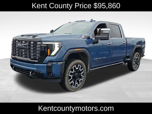 New 2026 GMC Sierra 2500 Denali Ultimate AWD/4WD image 3