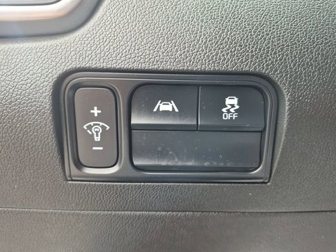 Certified 2023 Kia Sorento S AWD/4WD image 26