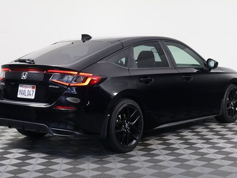 Used 2022 Honda Civic Sport image 4