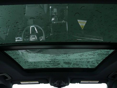 New 2026 Audi Q8 Premium Plus image 18