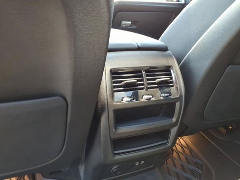Used 2025 BMW X5 xDrive40i w/ Premium Package AWD/4WD image 22