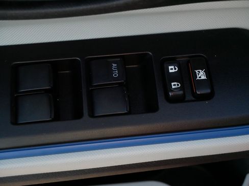 Used 2012 Toyota Prius C Three image 19