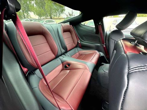 Used 2025 Ford Mustang GT Premium w/ GT Performance Package RWD image 27