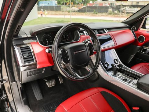 Used 2019 Land Rover Range Rover Sport Supercharged AWD/4WD image 14