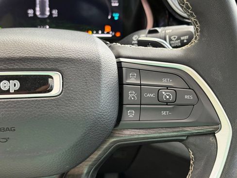 Used 2022 Jeep Grand Cherokee Limited 4xe AWD/4WD image 23