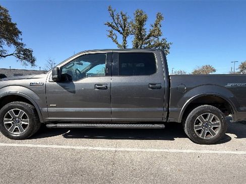 Used 2015 Ford F150 XLT w/ Equipment Group 302A Luxury image 10