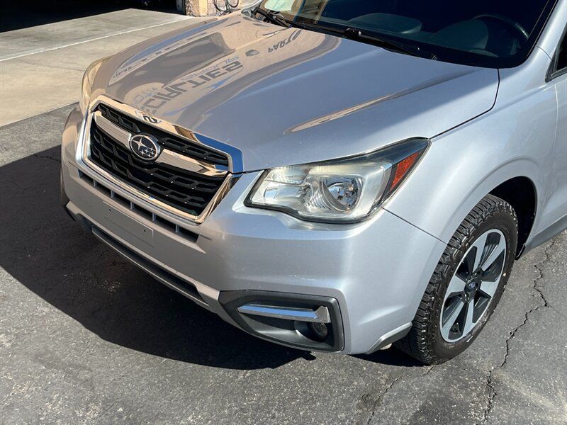 Used 2018 Subaru Forester 2.5i Premium AWD/4WD image 12