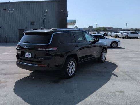 Certified 2021 Jeep Grand Cherokee L Limited AWD/4WD image 8