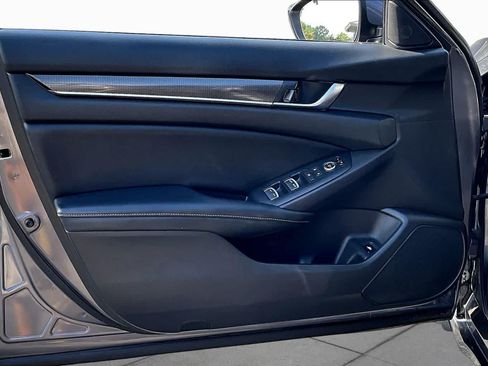 Used 2018 Honda Accord Sport image 21