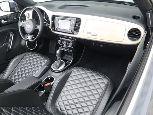 Used 2019 Volkswagen Beetle 2.0T Final Edition SEL image 26