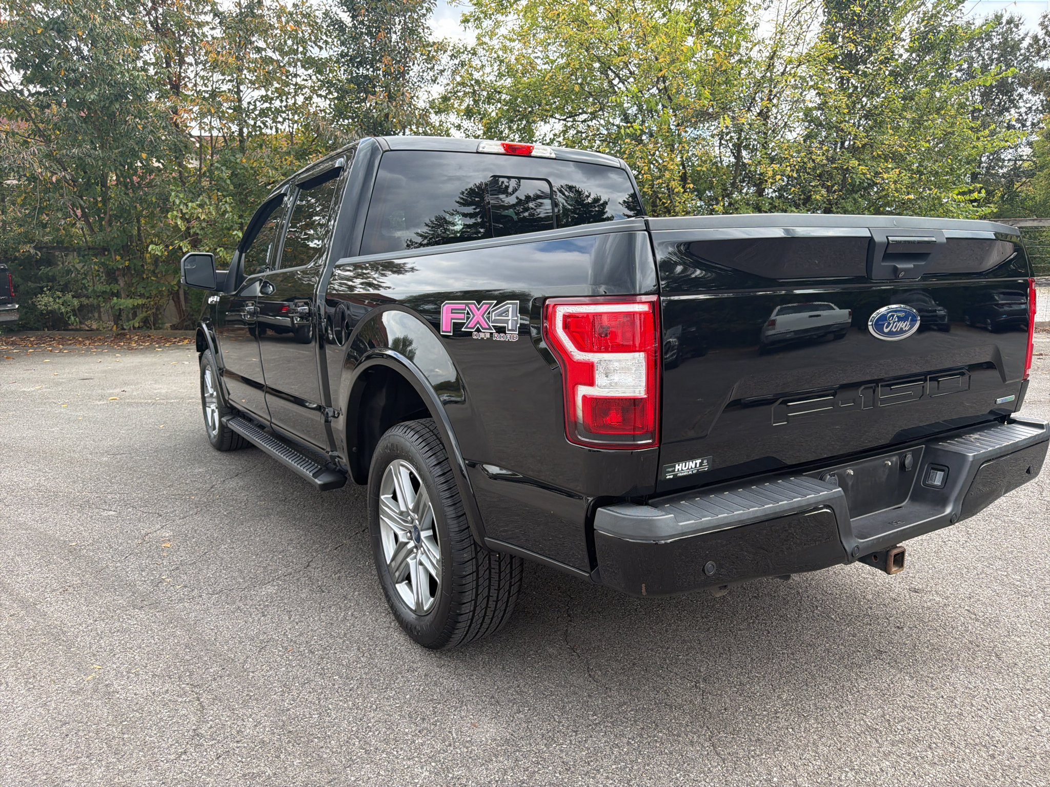 Used 2018 Ford F150 XLT w/ Equipment Group 302A Luxury AWD/4WD image 7