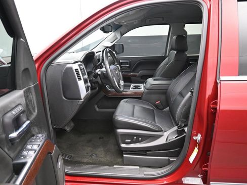 Used 2018 GMC Sierra 1500 SLT w/ SLT Premium Package image 9