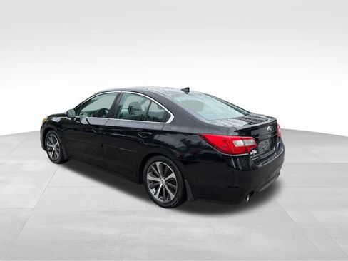 Used 2017 Subaru Legacy 2.5i Limited AWD/4WD image 5