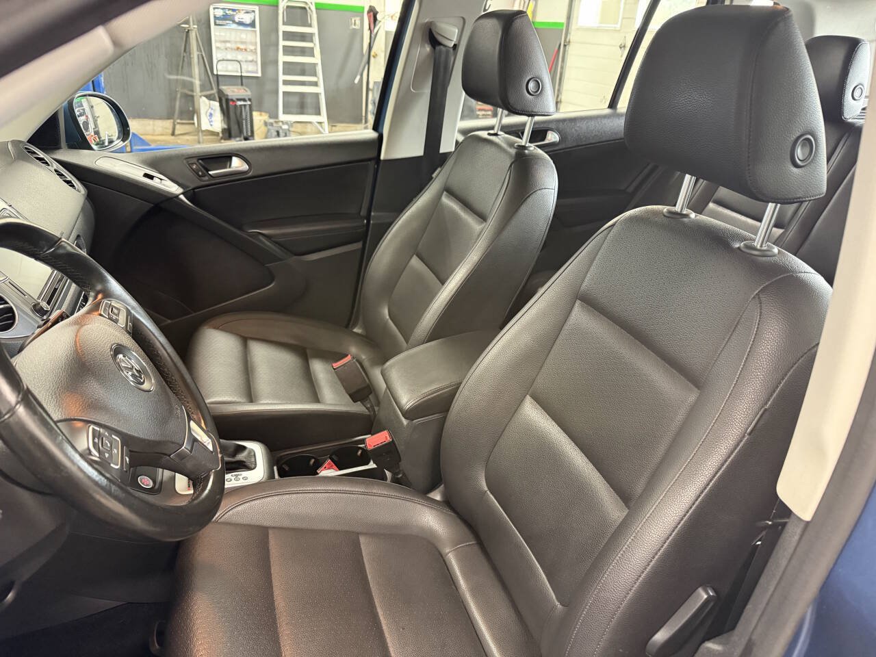 Used 2017 Volkswagen Tiguan S AWD/4WD image 17