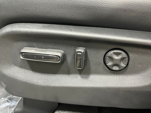 New 2026 Honda Odyssey Touring image 10