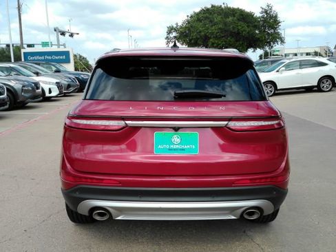 Used 2025 Lincoln Corsair FWD w/ Equipment Group 101A image 7