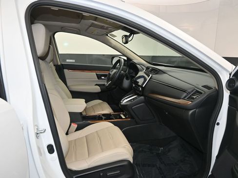 Used 2022 Honda CR-V Touring image 11