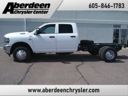 New 2025 RAM 3500 Tradesman w/ Chrome Appearance Group
