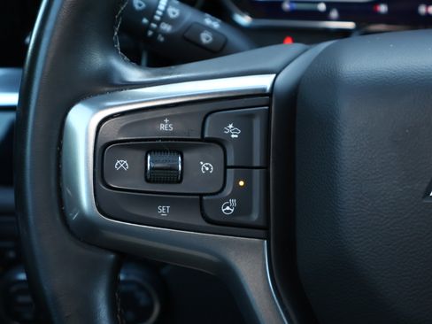 Used 2023 Chevrolet Silverado 1500 LT AWD/4WD image 14