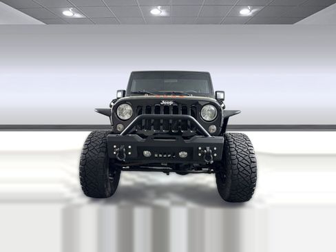 Used 2015 Jeep Wrangler Unlimited Sport w/ Max Tow Package AWD/4WD image 5